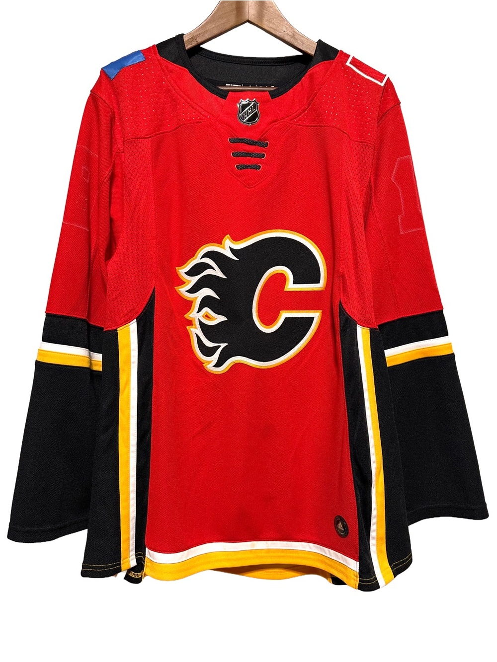 ADIDAS Calgary Flames NHL Red Hockey Jersey Climalite Locker Access